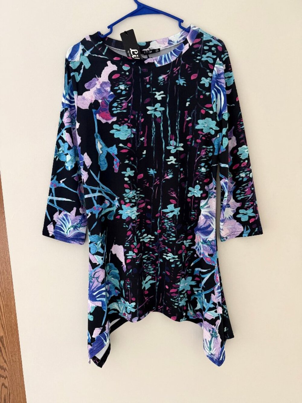 BRAND NEW LILY BY FIRMIANA BEAUTIFUL MULTICOLOR TUNIC TOP SHIRT WOMENS MEDIUM